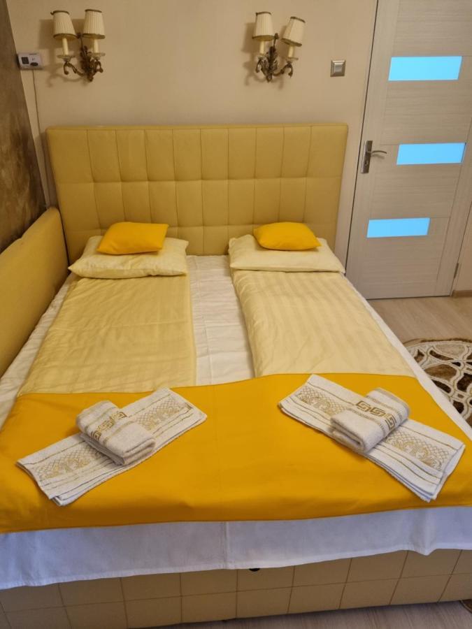 La Tanti Bobi Apartment Lupeni  Exterior foto